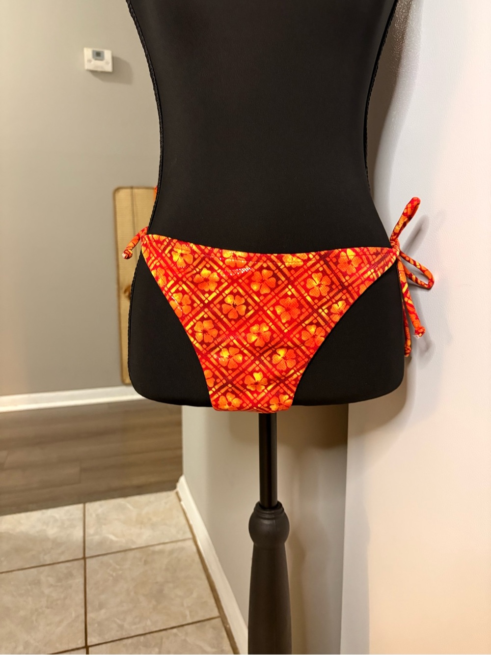 Women's Red Orange Floral Tie-Side Bikini Bottom